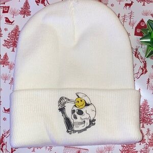 White Skull Beanie Hat Winter Street wear New in packaging